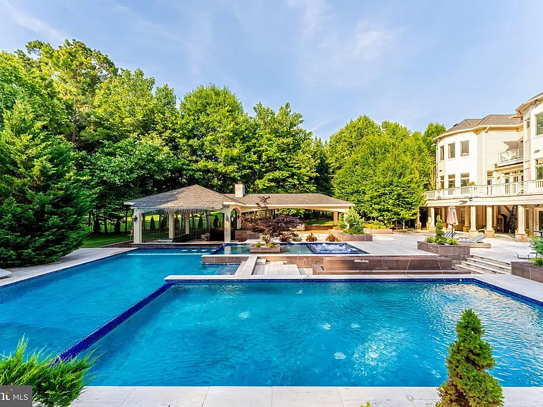 860 Nicholas Run Dr — Photo 16