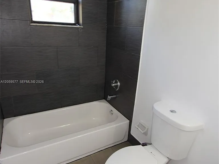 650 NW 114th Ave #101 — Photo 15