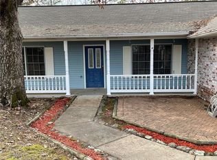 33 Burkimo Ln, Holiday Island, AR 72631