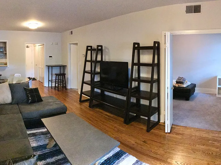519 S Edgewood St #104 — Photo 1