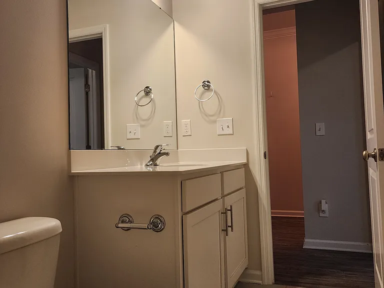 111 Fernhill Dr NW — Photo 23