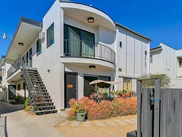 3107 S Canfield Ave #8 — Photo 16