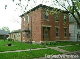 205 S 3rd St, Bellevue, IA 52031