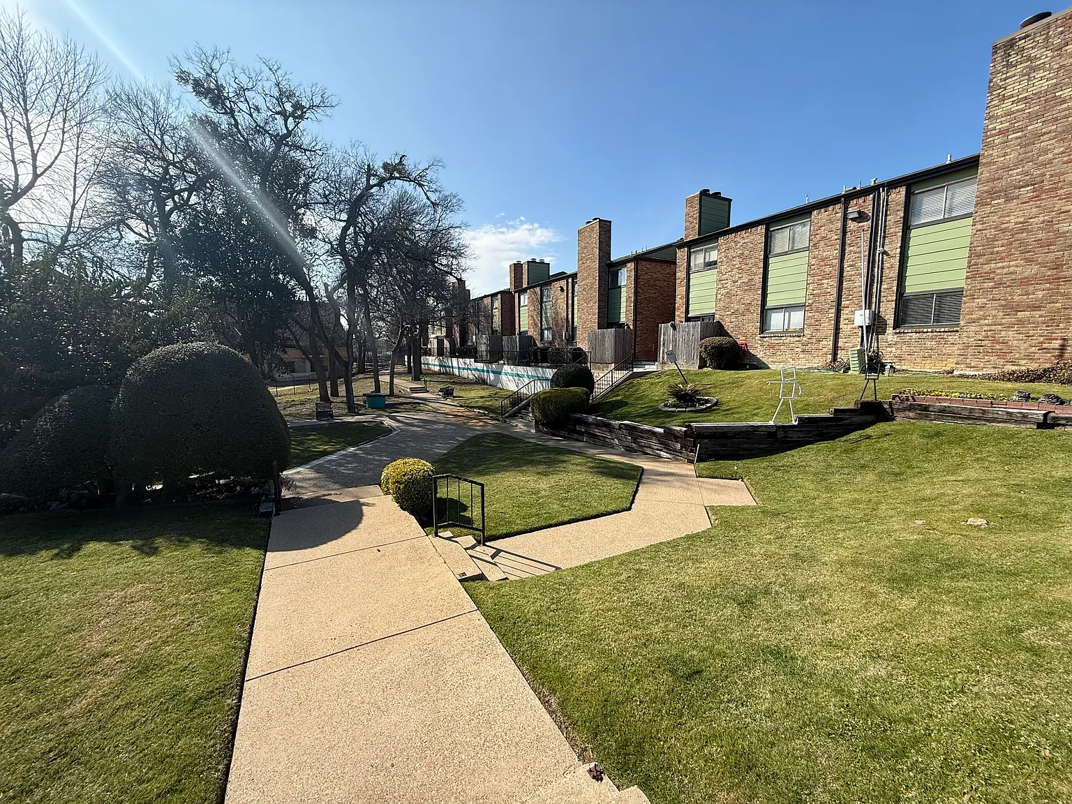 Springhollow Apartment Homes — Photo 2