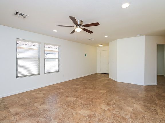 4th image of 5646 E Florian Ave
