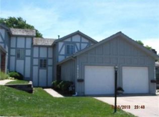 10117 Edelweiss Cir, Merriam, KS 66203