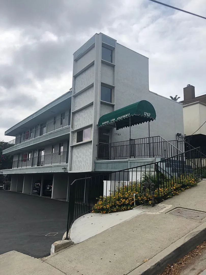 Torrance — Photo 1