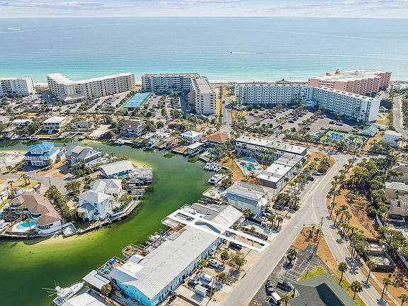 3rd image of 109 Durango Rd