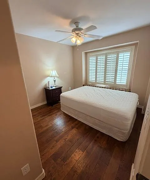 2560 S Vineyard — Photo 23