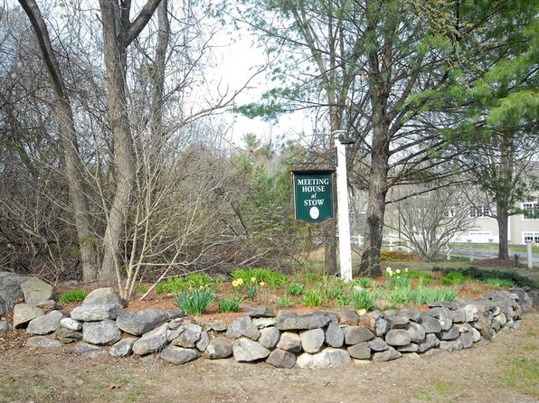 34 Meeting House Ln APT 102, Stow, MA 01775