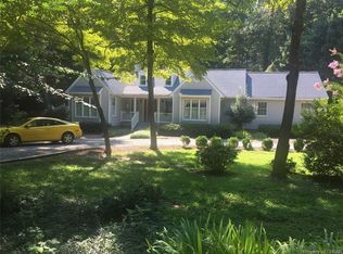 300 Laurel Farms Ln, Urbanna, VA 23175