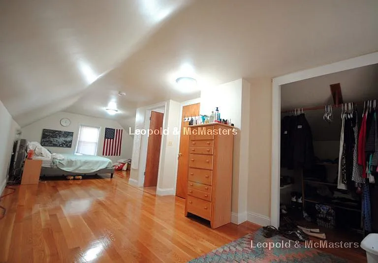 59 Waverly St #1 — Photo 8