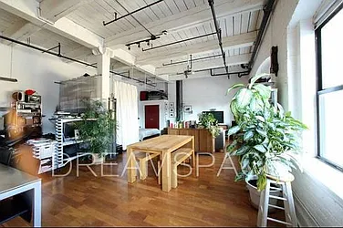 Rented by Dream Space Realty