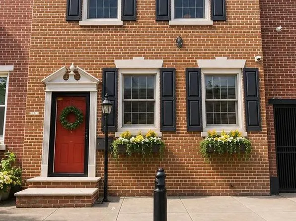2671 Almond St, Philadelphia, PA 19125