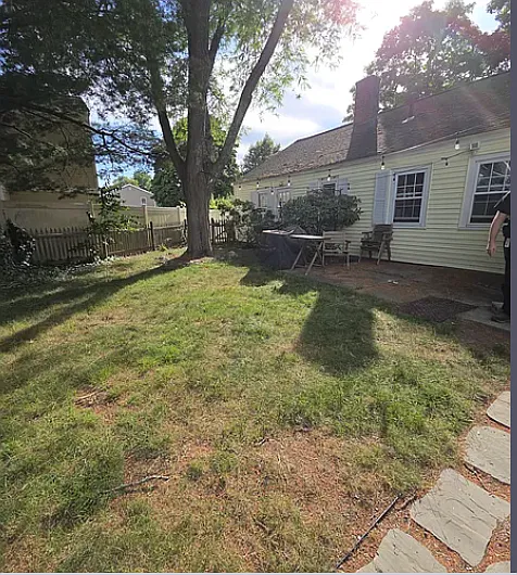 592 Saw Mill Brook Pkwy — Photo 16
