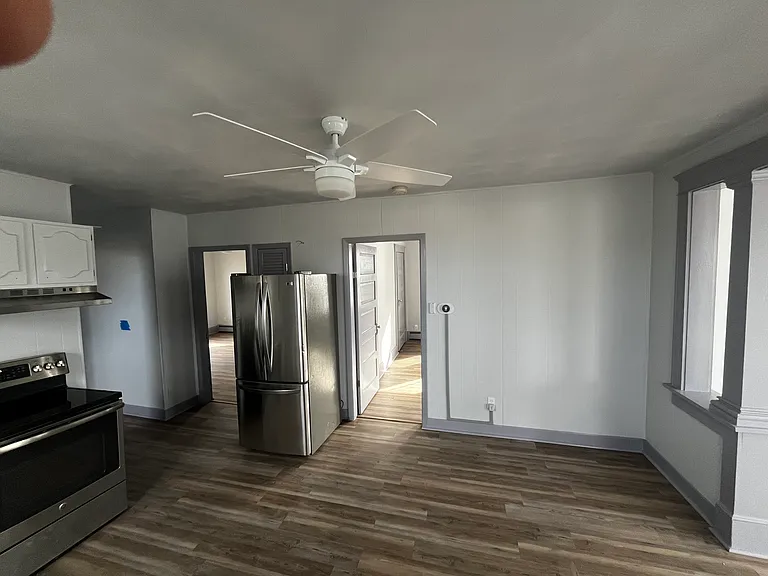 134-136 N Hull St #2 — Photo 4