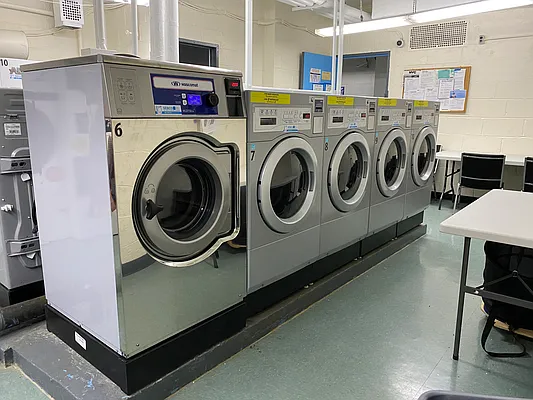 Sold by Winzone Realty Inc | media 25