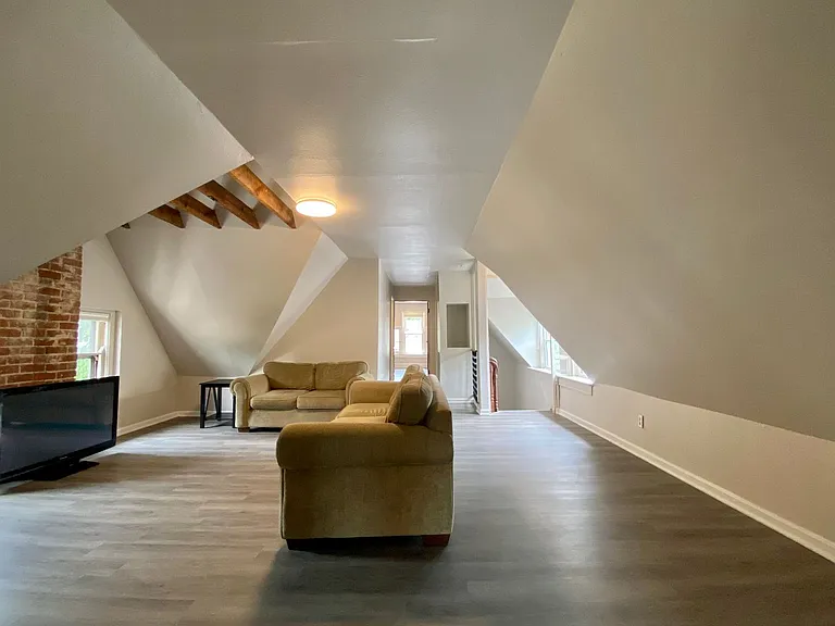 146 Parker St — Photo 30