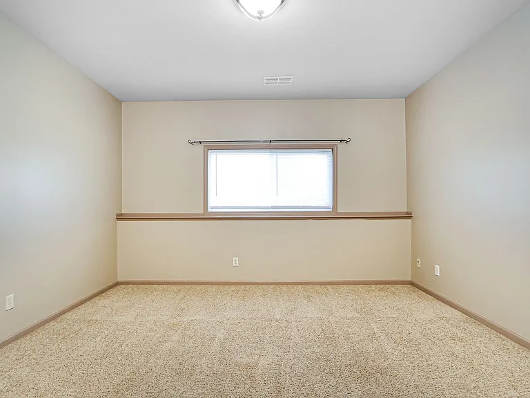 2505 Sawmill Rd — Photo 30