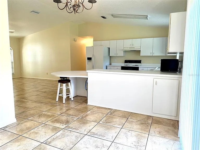 4416 Redcoat Dr — Photo 10