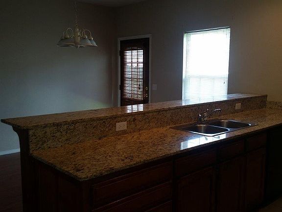 5th image of 3006 SW Deerfield Blvd Unit 1