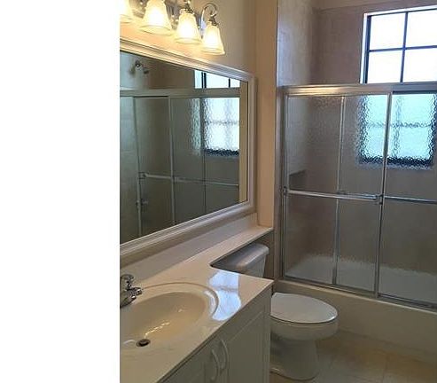 2nd image of 7401 Bristol Cir
