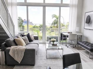 253 NE 2nd St APT 433, Miami, FL 33132