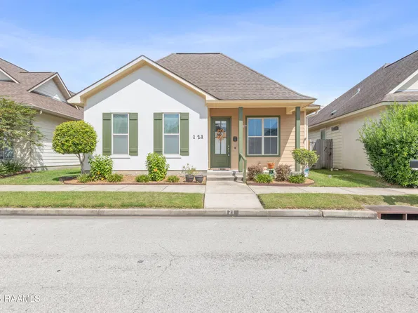 121 Pettigrove Dr, Youngsville, LA 70592