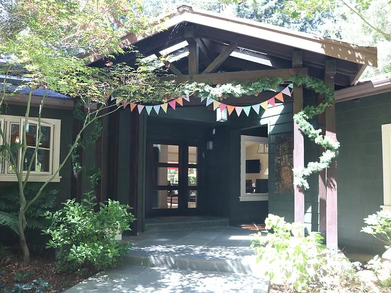 Redwood Ln — Photo 24