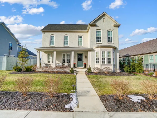 5612 Evans Farm Dr, Lewis Center, OH 43035