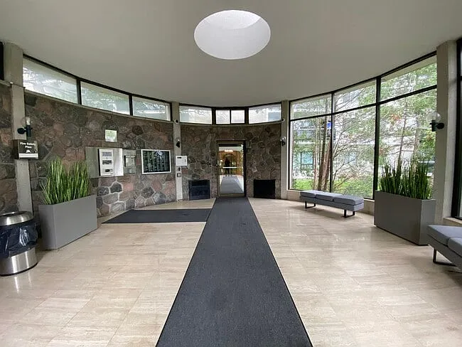 3000 Dufferin St — Photo 15