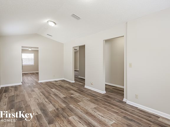 5th image of 1741 E Chandelier Cir