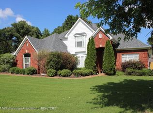 1540 Stone Gate Dr, Hernando, MS 38632