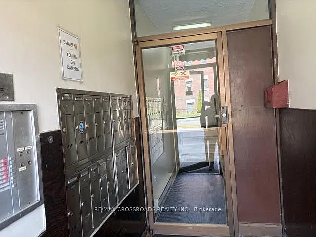 1 Kingston Rd E #305 — Photo 3
