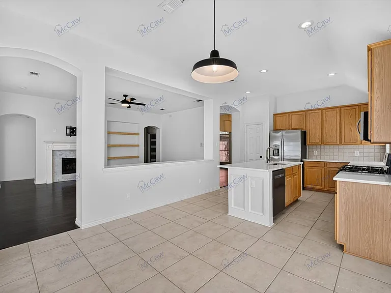 8009 Owl Creek Ln — Photo 7