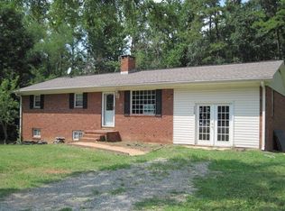 750 Flat Swamp Rd, Denton, NC 27239