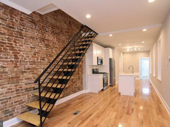 758 N 43rd St, Philadelphia, PA 19104