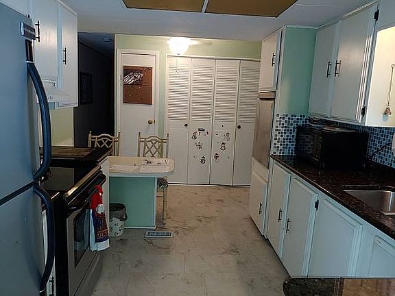 2nd image of 116 Hickory Dr