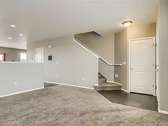 3rd image of 16569 E 102nd Pl