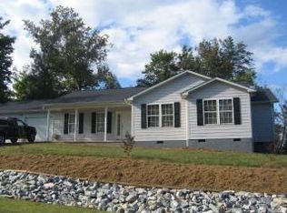 256 Pleasant View Dr, Marion, NC 28752