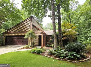 105 Dawn Dr, Fayetteville, GA 30215