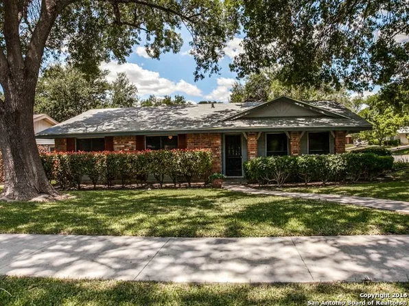 6315 Echo Hill Dr, Leon Valley, TX 78238