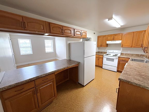 4th image of 1408 Maiden Ln SW APT 93