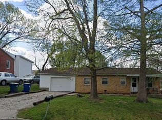 616 Tomlee Rd, Jefferson City, MO 65109