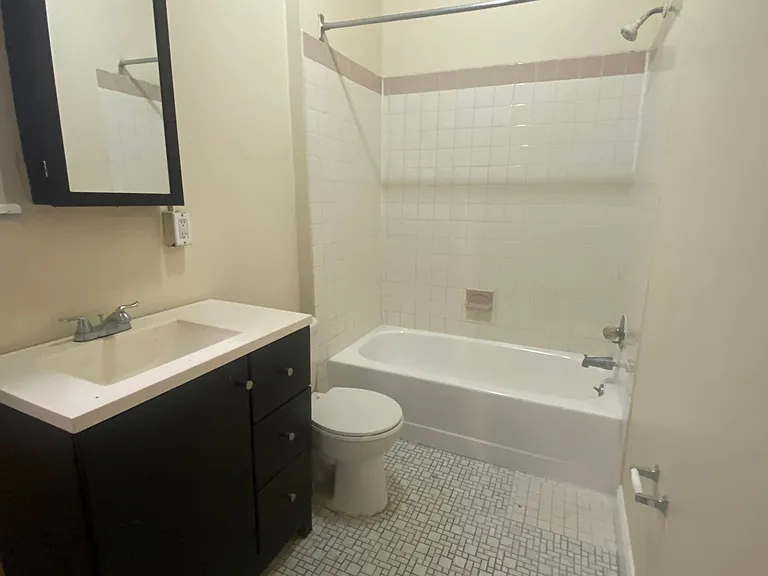 829 S 49th St #2 — Photo 3