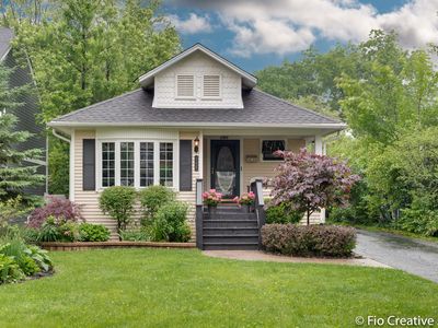 142 N Geneva Ave, Elmhurst, IL, 60126
