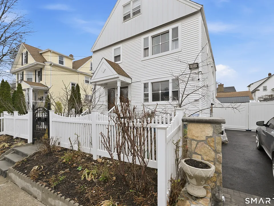 972 Capitol Ave #1