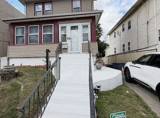 28 Morningstar Rd FLOOR 1, Staten Island, NY 10303