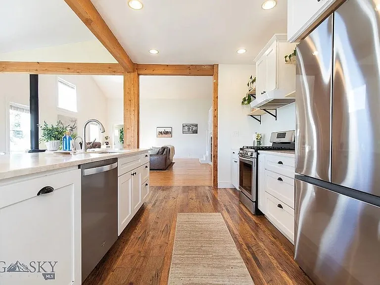9150 Dry Creek Rd — Photo 10