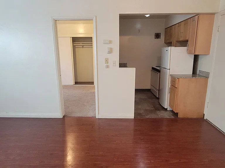 1932 Haste St #1 — Photo 4
